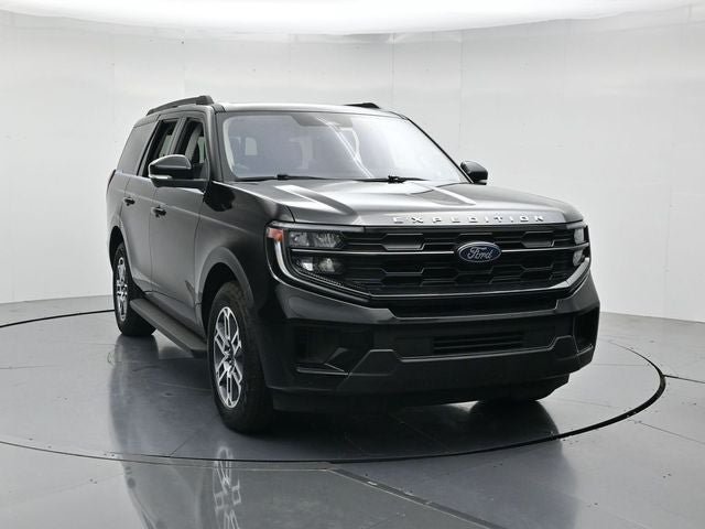Certified 2025 Ford Expedition Active AWD/4WD image 4