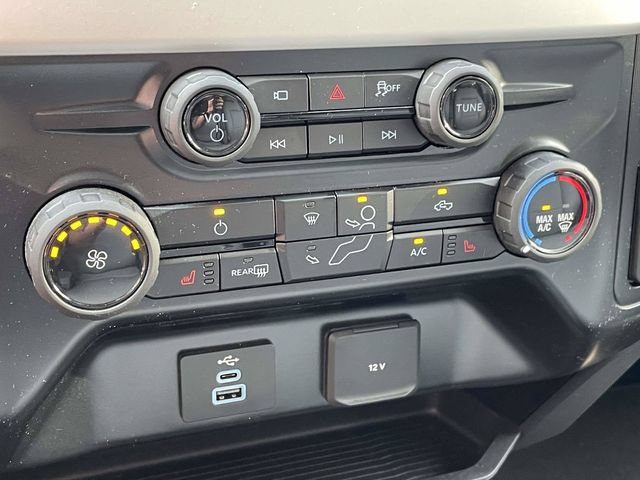 Certified 2025 Ford F350 XLT w/ Black Appearance Package AWD/4WD image 13