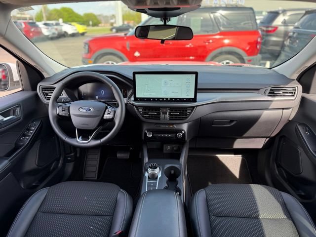 Certified 2026 Ford Escape SE w/ Class II Trailer Tow Package FWD video 2