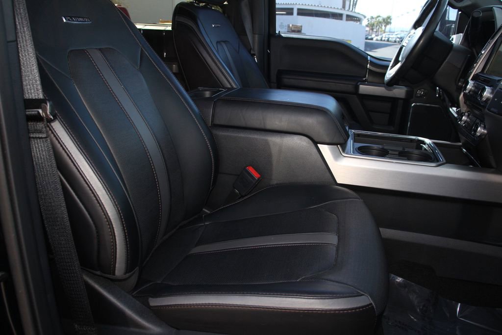 Certified 2018 Ford F250 Platinum w/ Platinum Ultimate Package AWD/4WD image 27
