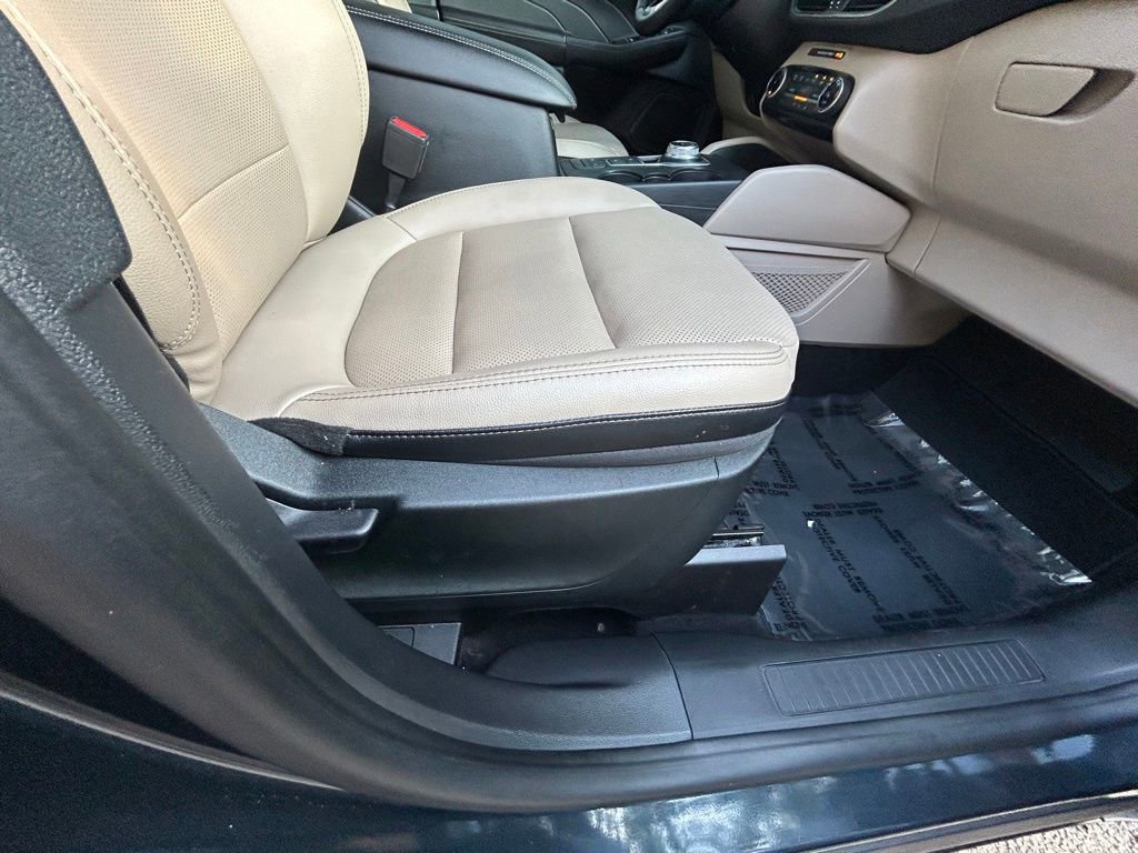 Certified 2022 Ford Escape SEL FWD image 27