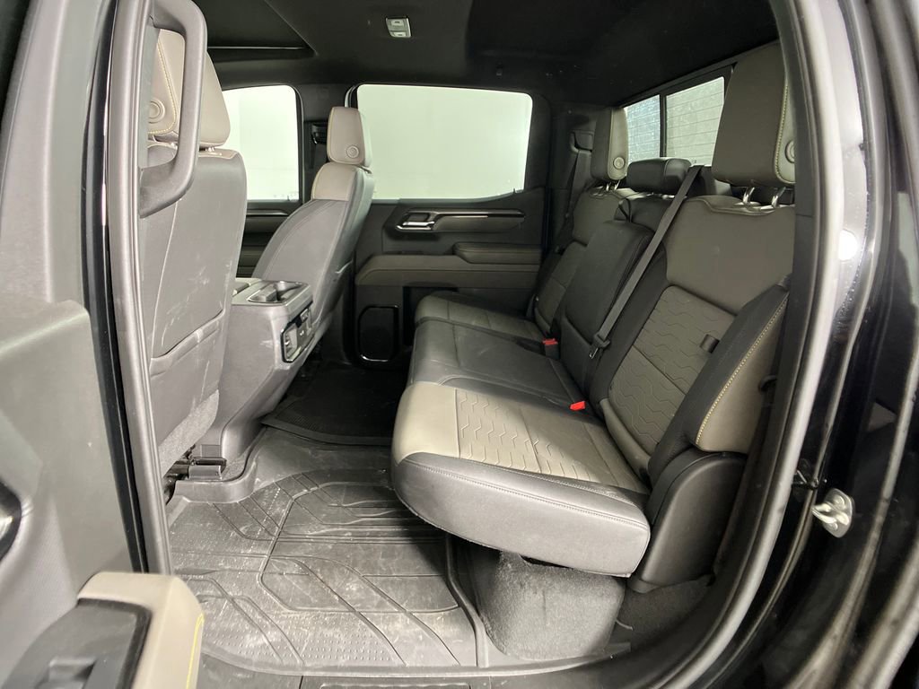 Used 2024 Chevrolet Silverado 1500 ZR2 w/ Technology Package image 30