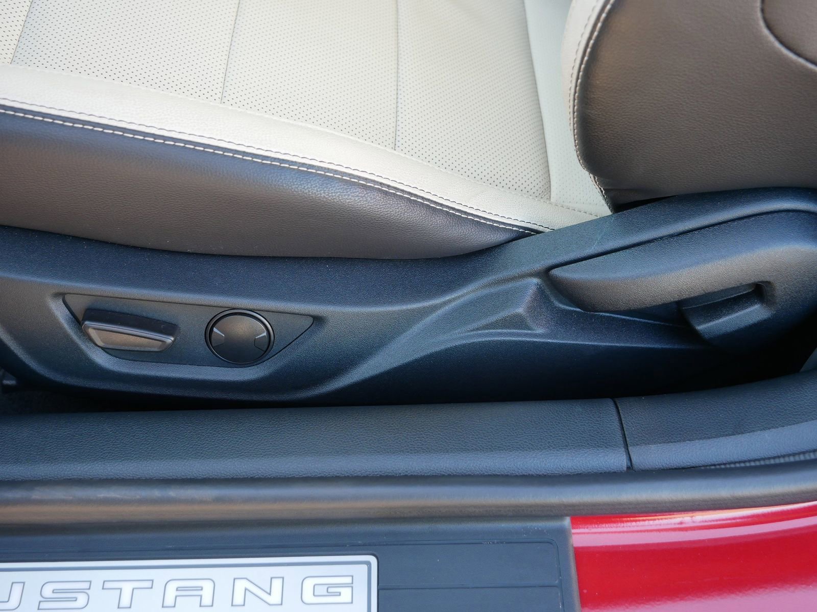 Certified 2023 Ford Mustang GT Premium image 16