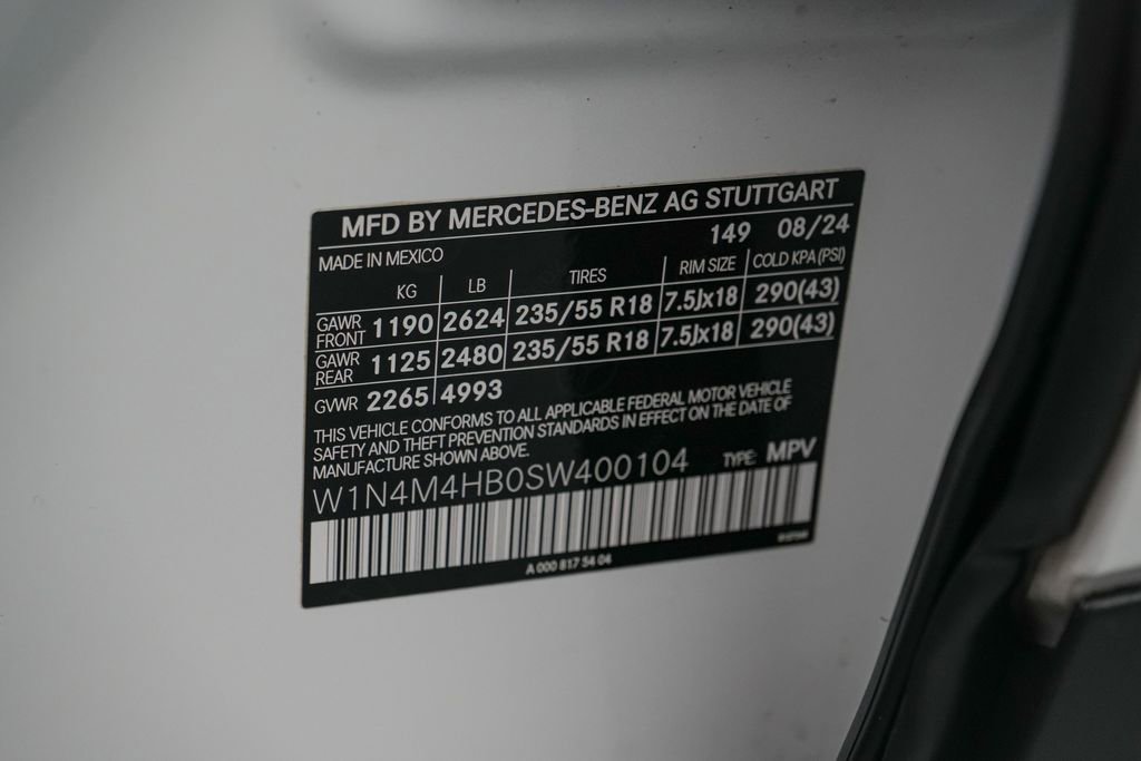 Used 2025 Mercedes-Benz GLB 250 4MATIC image 26