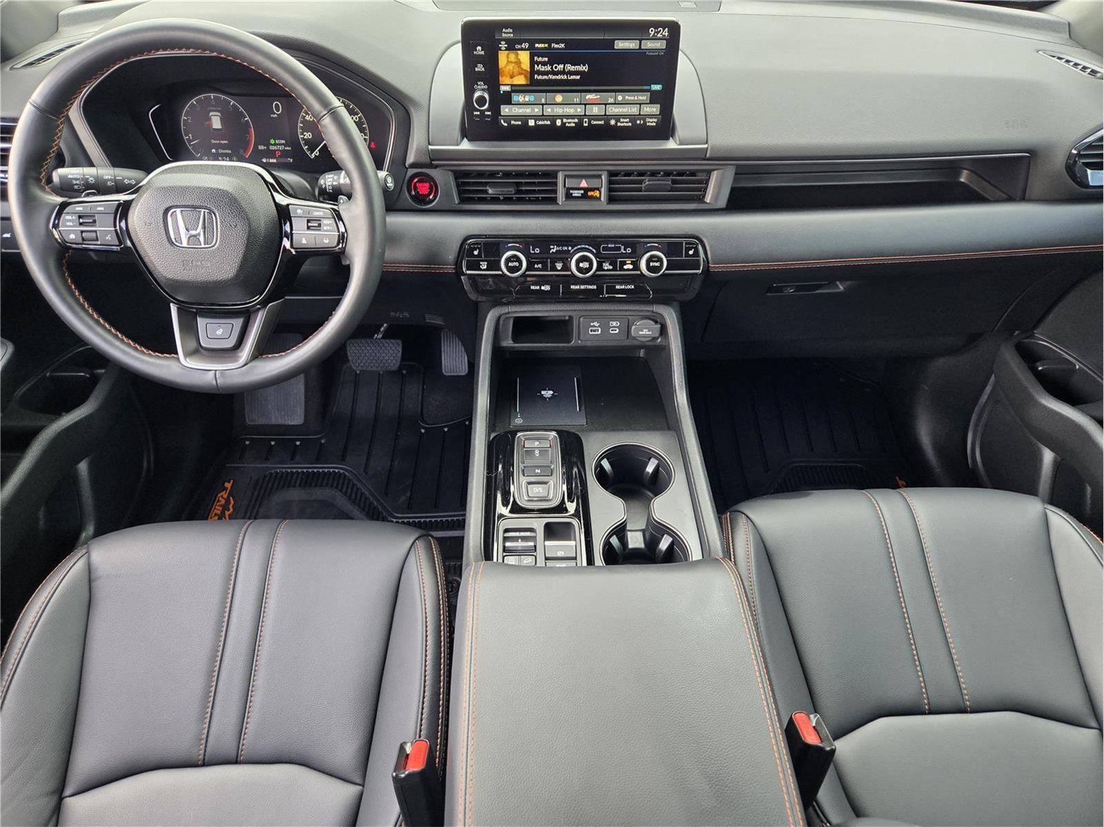 Used 2025 Honda Pilot TrailSport image 24
