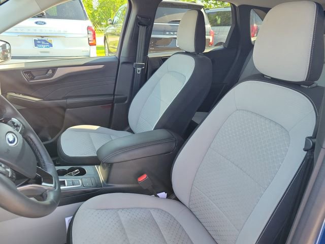 Certified 2023 Ford Escape Active AWD/4WD image 13
