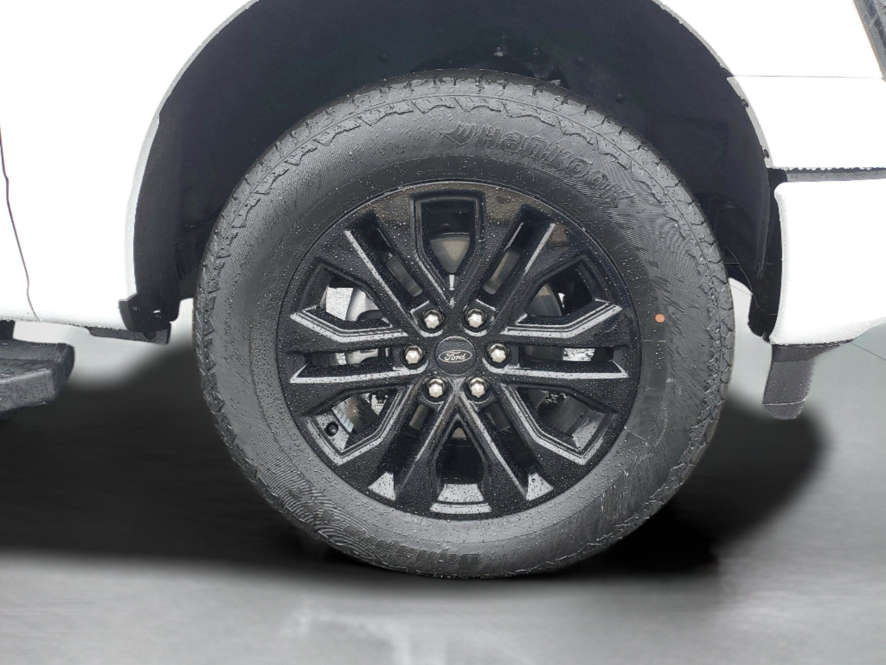 Certified 2025 Ford F150 Lariat w/ Equipment Group 502A High image 5