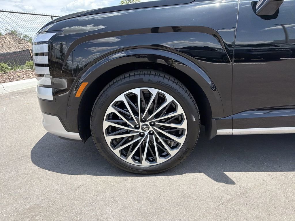 Used 2026 Hyundai Palisade Calligraphy AWD/4WD image 33