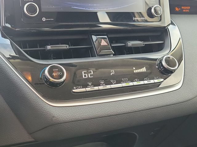 Used 2022 Toyota Corolla LE FWD image 28
