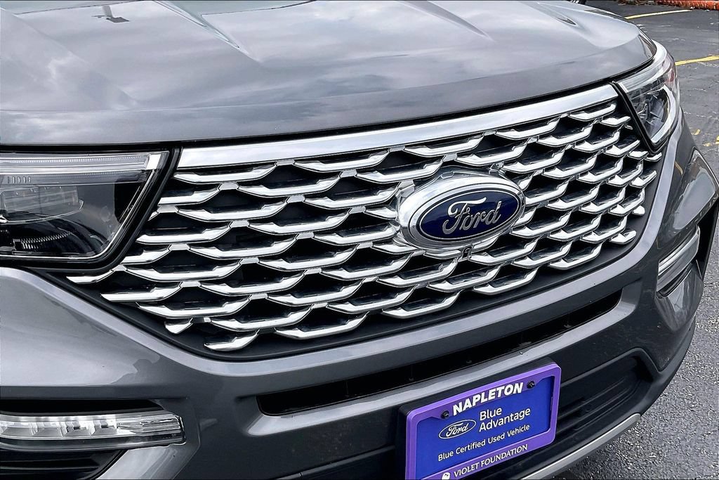Certified 2022 Ford Explorer Platinum w/ Equipment Group 601A AWD/4WD image 31