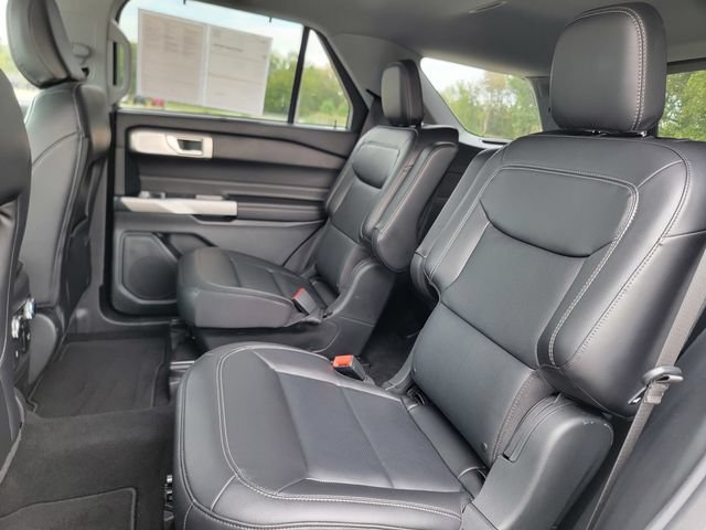 Certified 2023 Ford Explorer Limited w/ Limited Technology Package AWD/4WD image 21