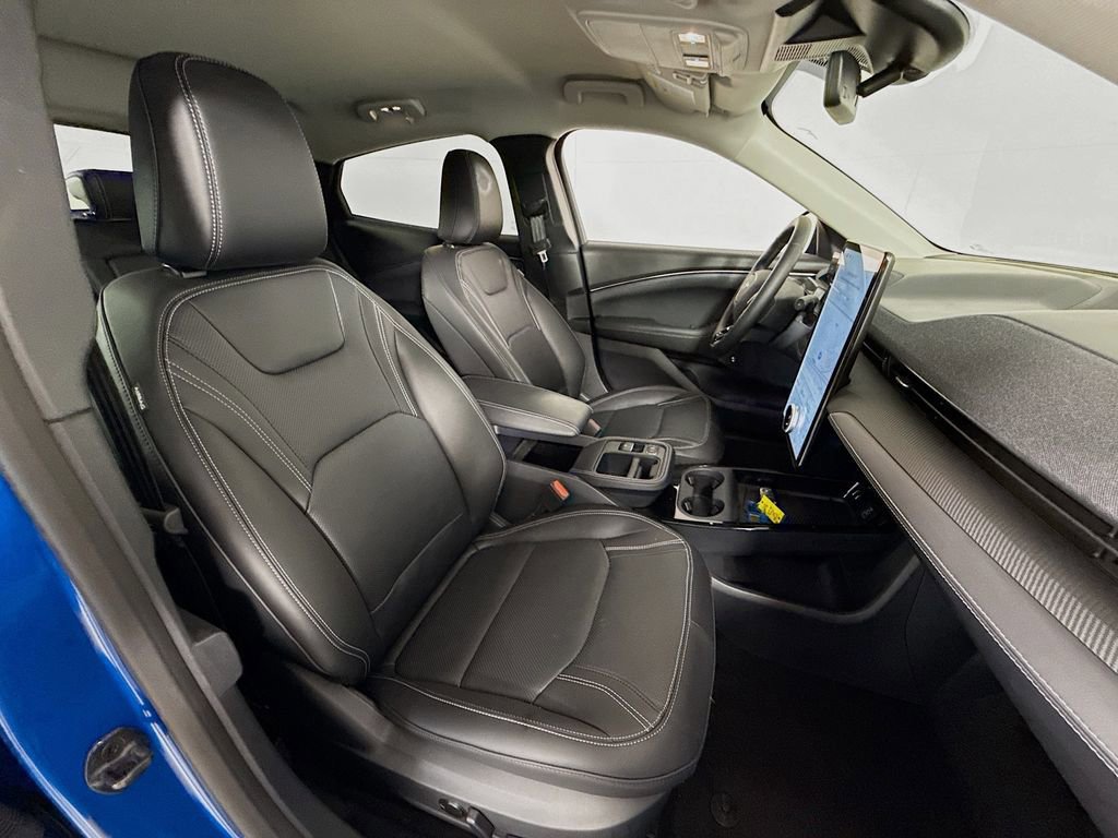 Certified 2025 Ford Mustang Mach-E Premium image 30