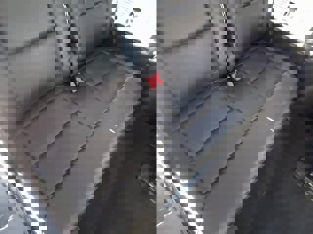 Certified 2022 Ford Explorer XLT w/ Equipment Group 202A image 12