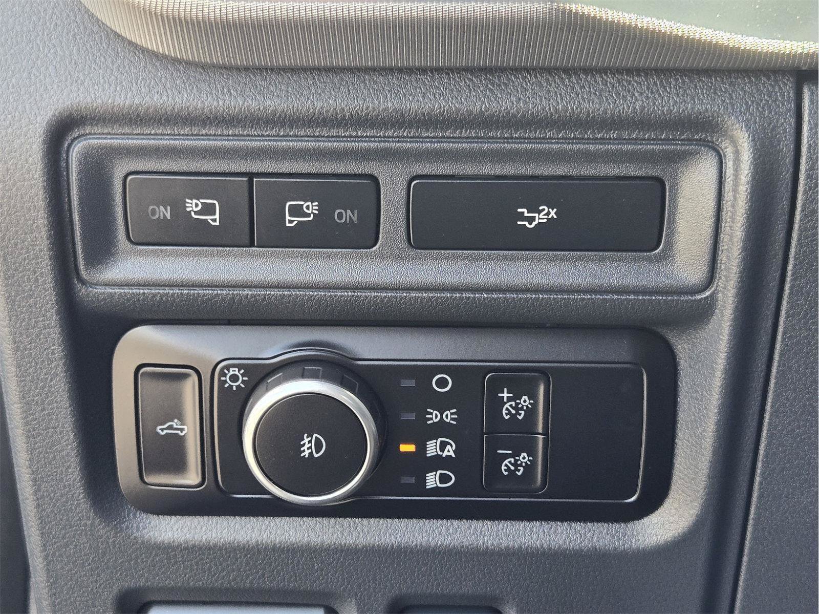 Certified 2024 Ford F150 Lariat AWD/4WD image 28