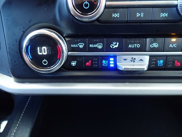 Certified 2023 Ford Expedition XLT image 20