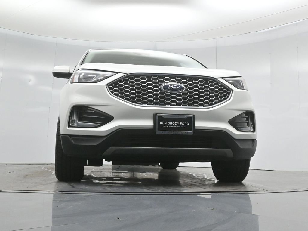 Certified 2023 Ford Edge SEL w/ Convenience Package AWD/4WD image 31