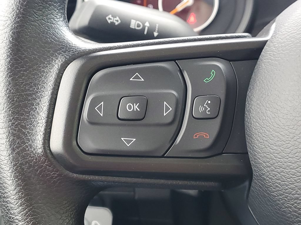 Used 2025 Jeep Gladiator Sport AWD/4WD image 21