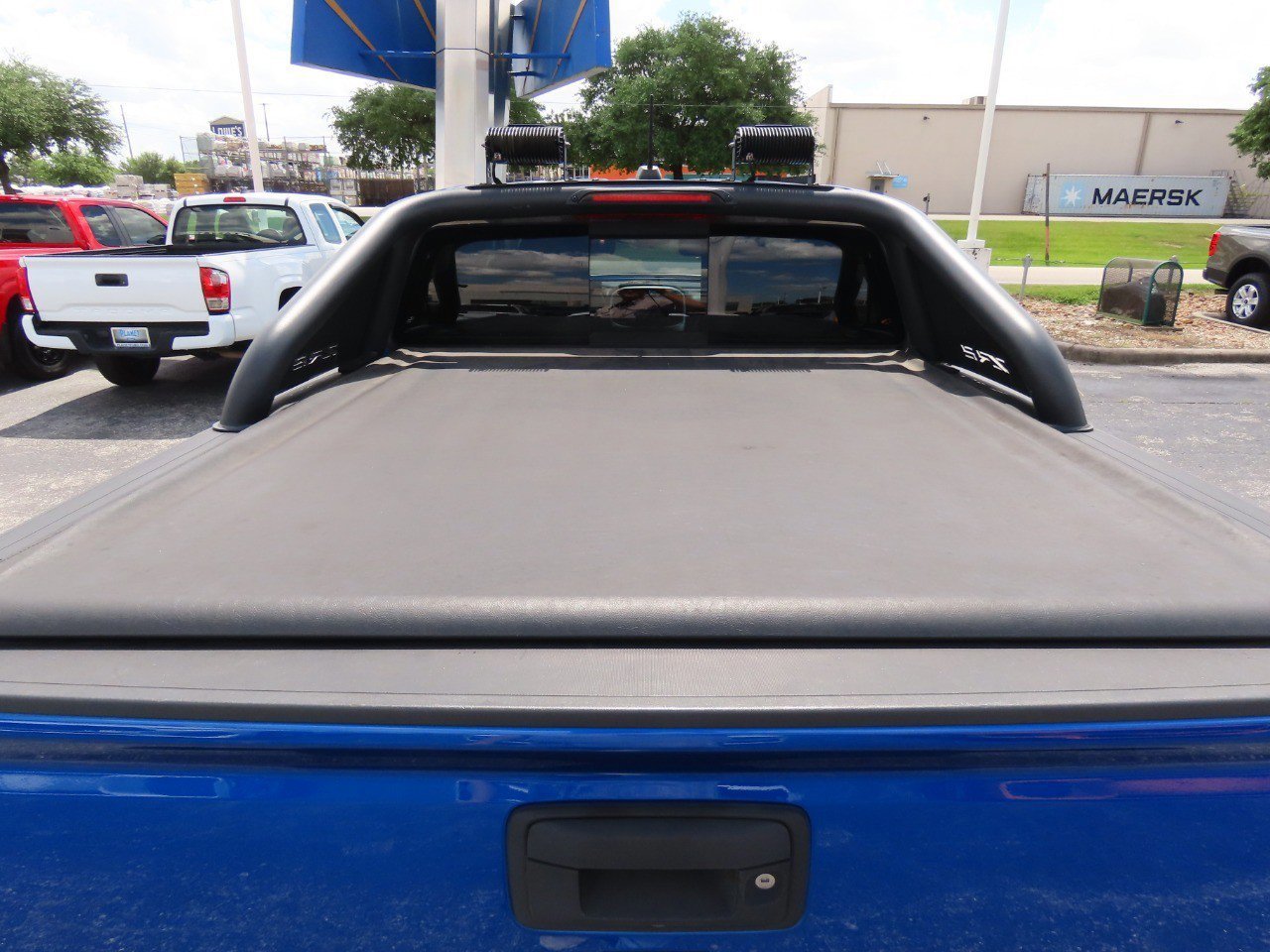 Used 2019 Chevrolet Colorado ZR2 w/ ZR2 Dusk Special Edition image 13