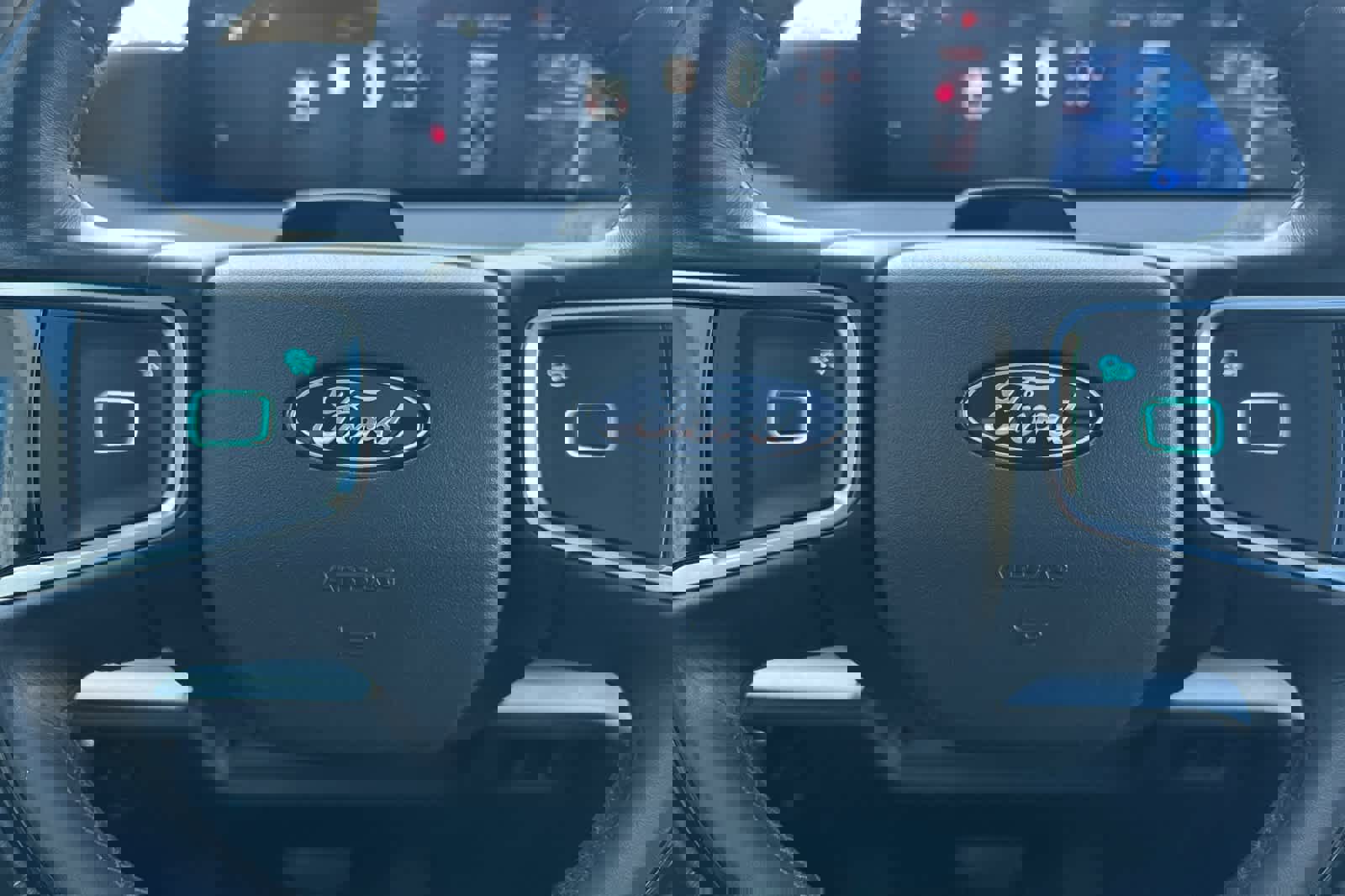 Certified 2025 Ford Expedition Platinum image 25