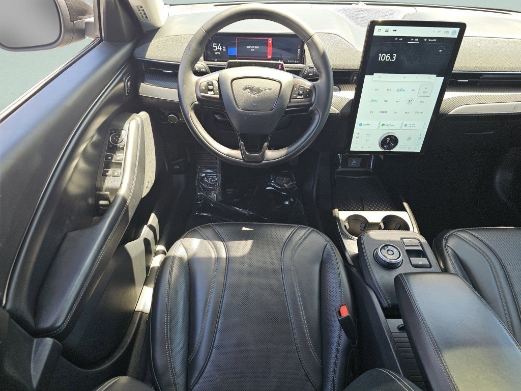 Certified 2023 Ford Mustang Mach-E Premium AWD/4WD image 4