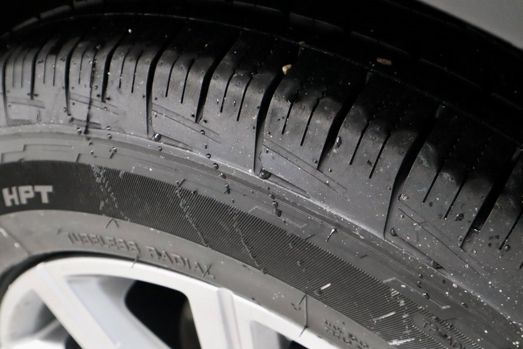 Used 2023 Cadillac XT4 Premium Luxury image 19