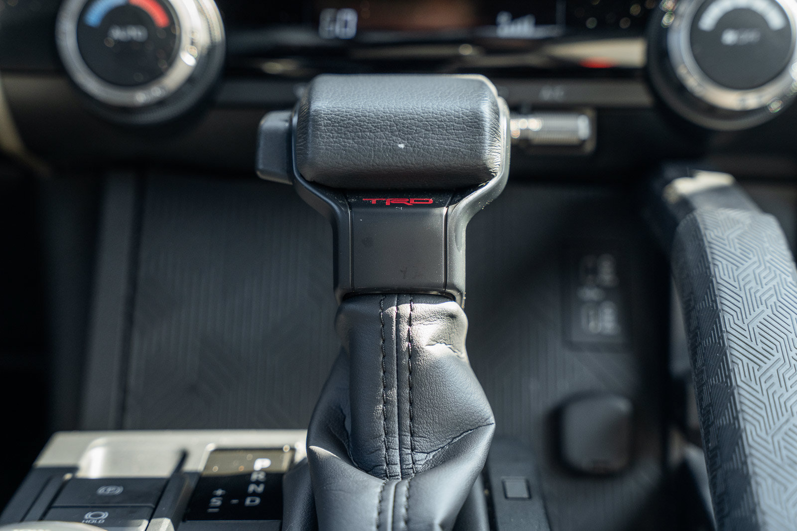 Used 2025 Toyota Tacoma TRD Sport AWD/4WD image 33