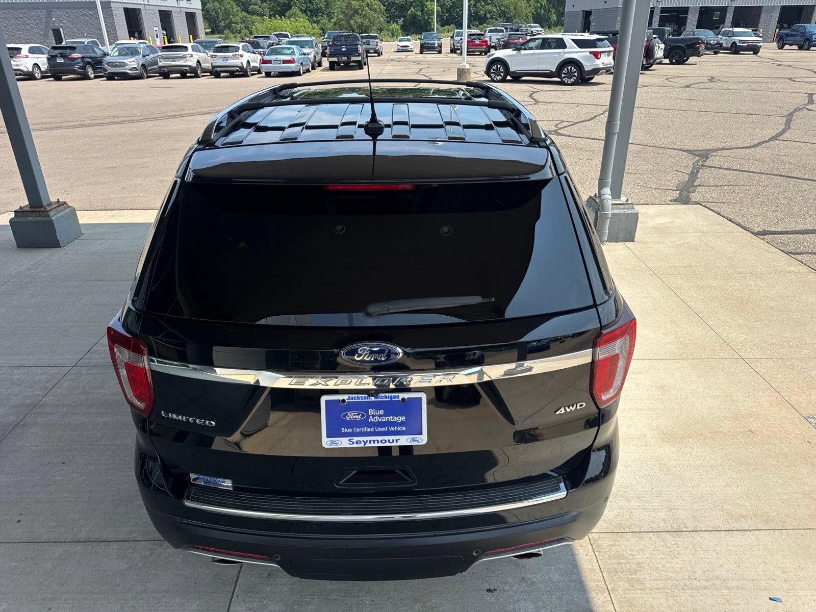 Certified 2018 Ford Explorer Limited w/ Equipment Group 301A AWD/4WD image 7