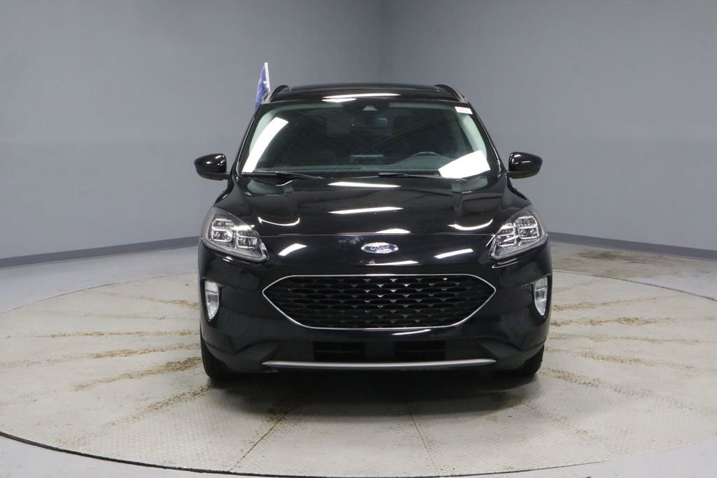 Certified 2022 Ford Escape Titanium image 8