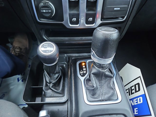 Used 2020 Jeep Wrangler Sport image 12