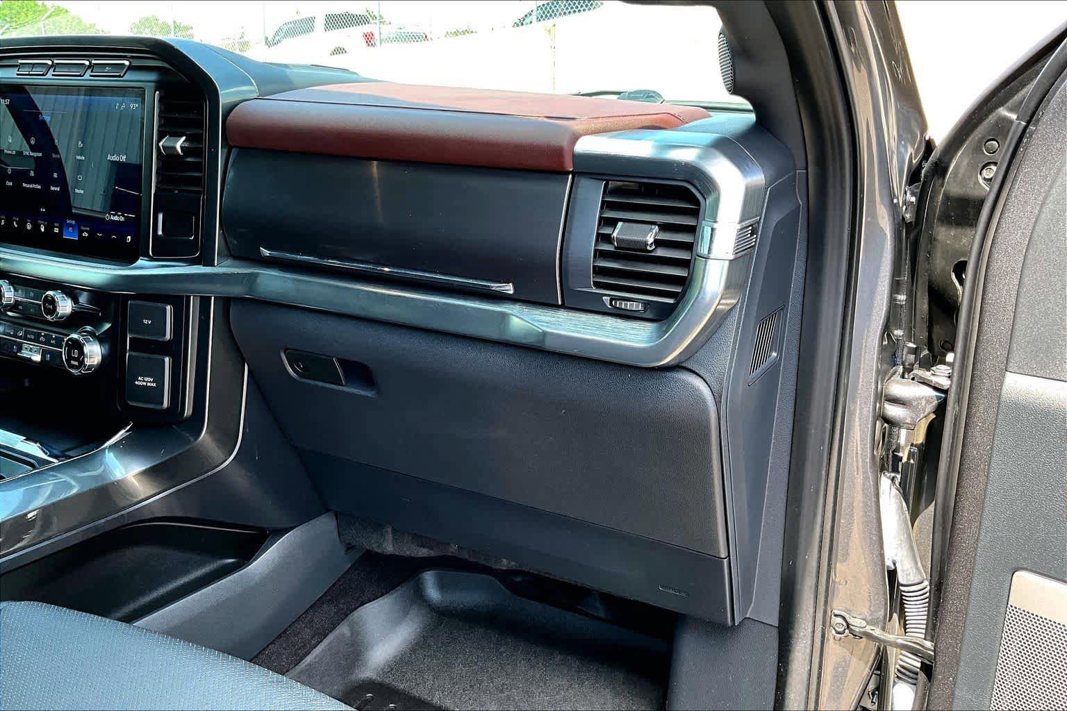 Certified 2021 Ford F150 Lariat w/ Equipment Group 502A High RWD image 19