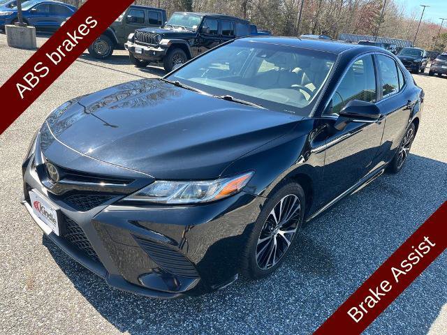 Used 2018 Toyota Camry SE w/ Convenience Package FWD image 4