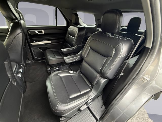 Certified 2021 Ford Explorer XLT w/ Equipment Group 202A image 16