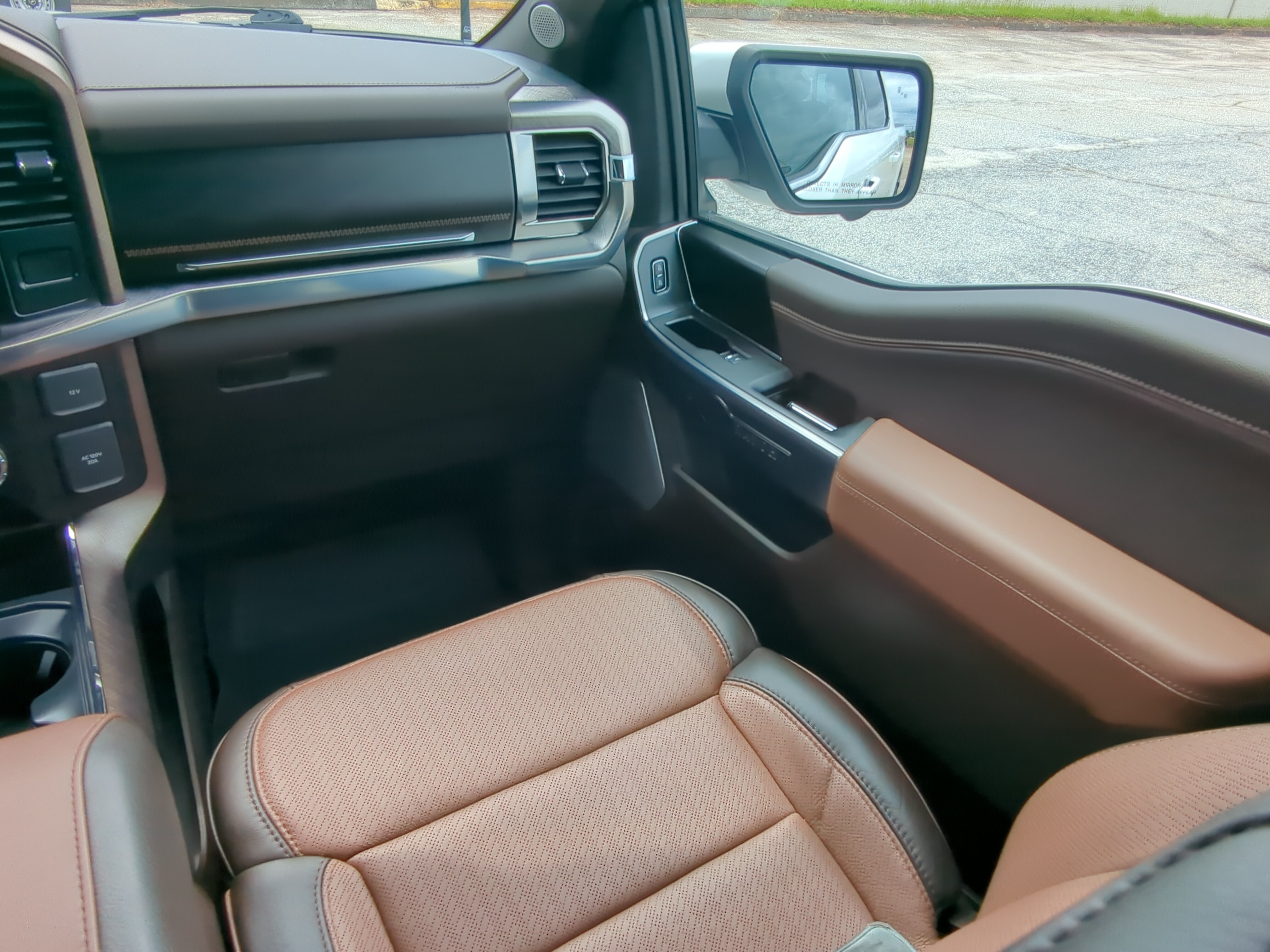 Certified 2024 Ford F150 King Ranch AWD/4WD image 15