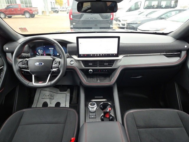 Certified 2025 Ford Explorer ST image 36