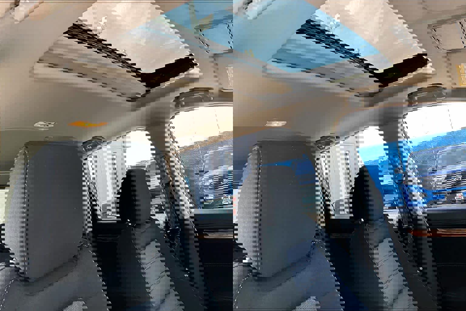 Used 2022 Honda CR-V EX image 14