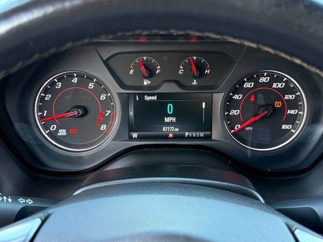 Used 2018 Chevrolet Camaro LT RWD image 6
