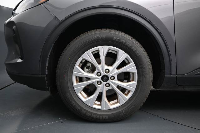 Certified 2024 Ford Escape Active AWD/4WD image 12