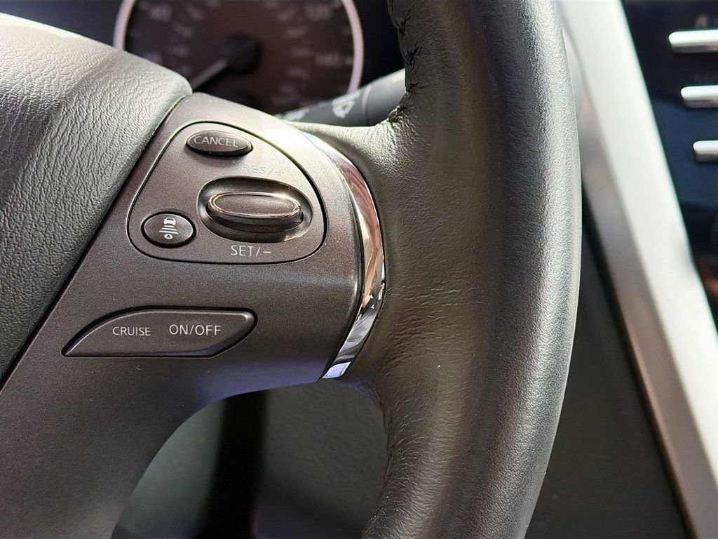 Used 2024 Nissan Murano Platinum AWD/4WD image 14