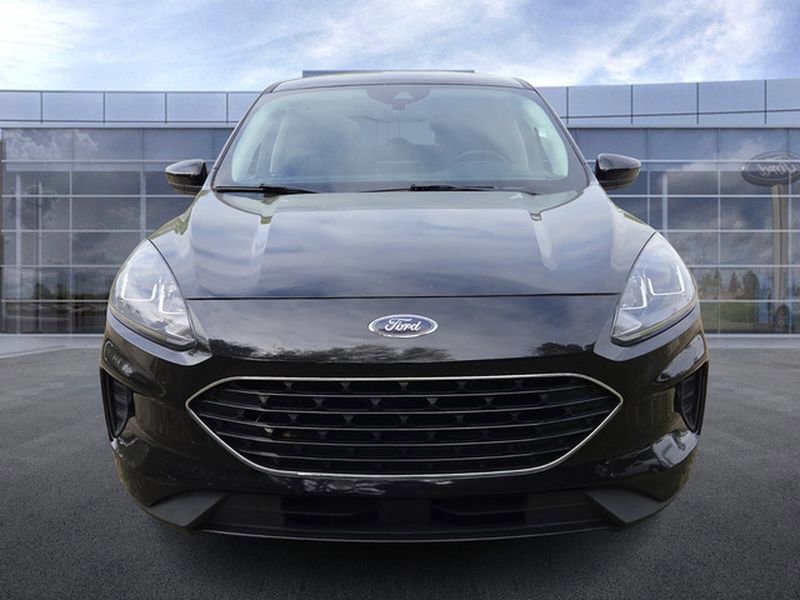 Certified 2021 Ford Escape SE w/ SE Sport Appearance Package image 8