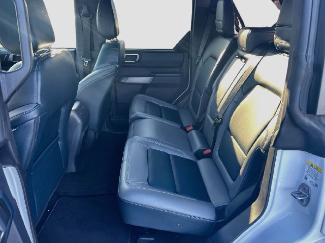Certified 2023 Ford Bronco Outer Banks AWD/4WD image 32
