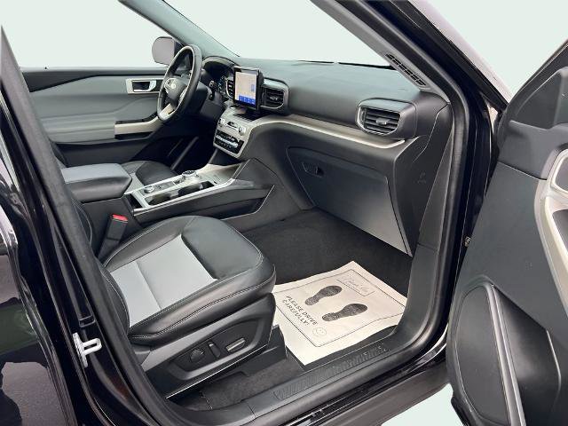 Certified 2023 Ford Explorer XLT w/ Equipment Group 202A AWD/4WD image 22