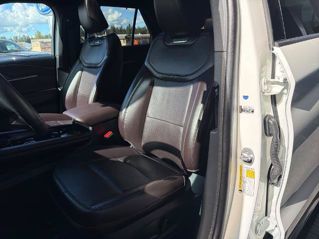 Certified 2025 Ford Explorer Platinum AWD/4WD image 21