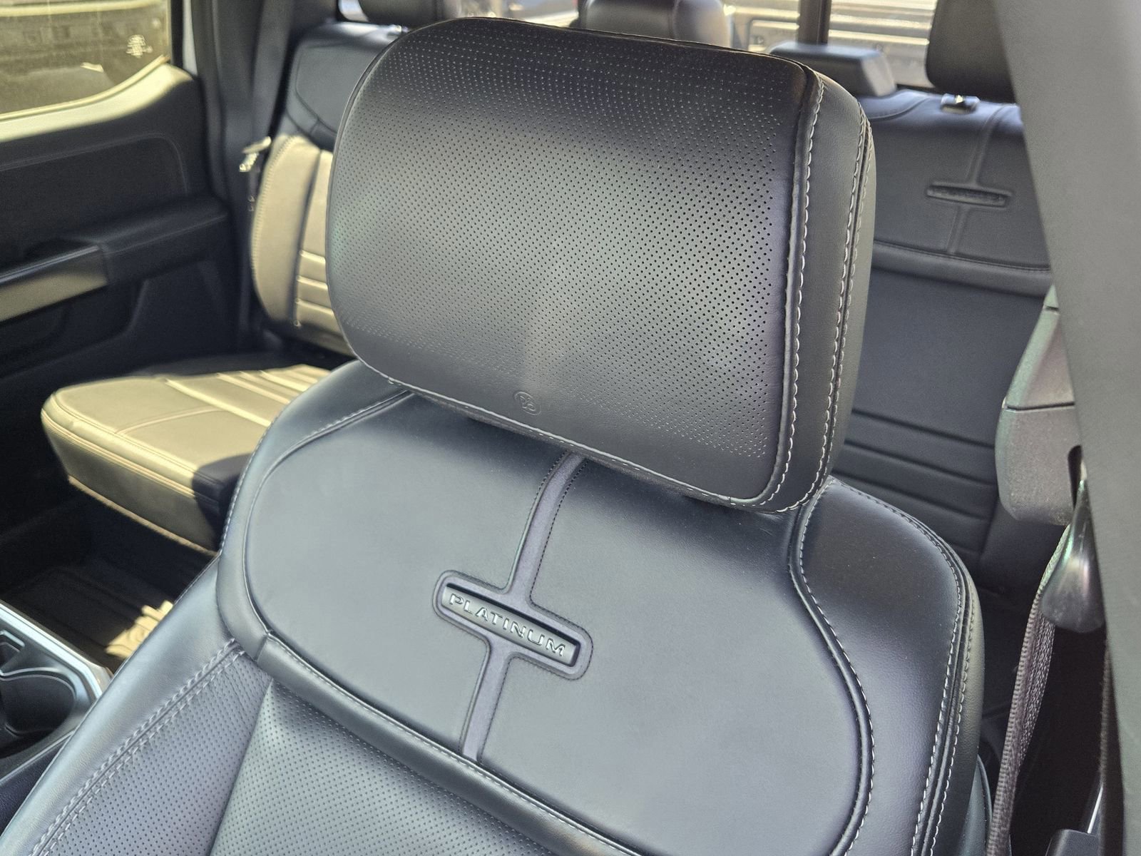 Certified 2023 Ford F150 Platinum w/ Equipment Group 701A High image 23