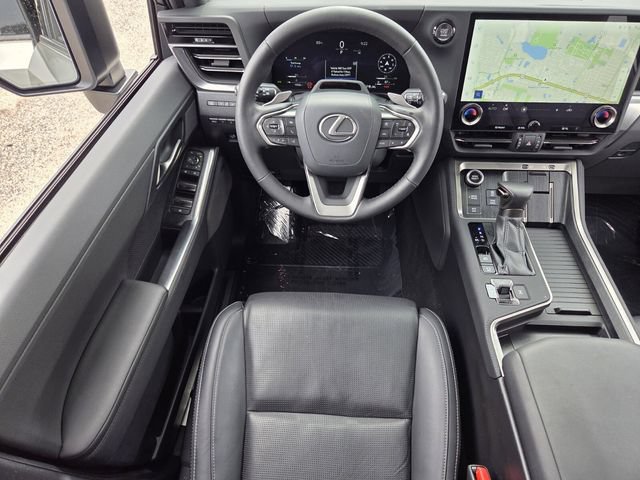 Used 2024 Lexus GX 550 w/ Accessory Package (2T) AWD/4WD image 14