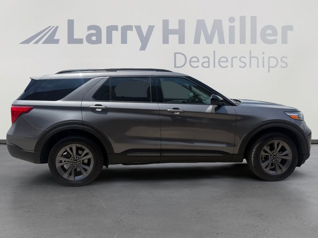 Certified 2022 Ford Explorer XLT w/ Equipment Group 202A AWD/4WD image 6