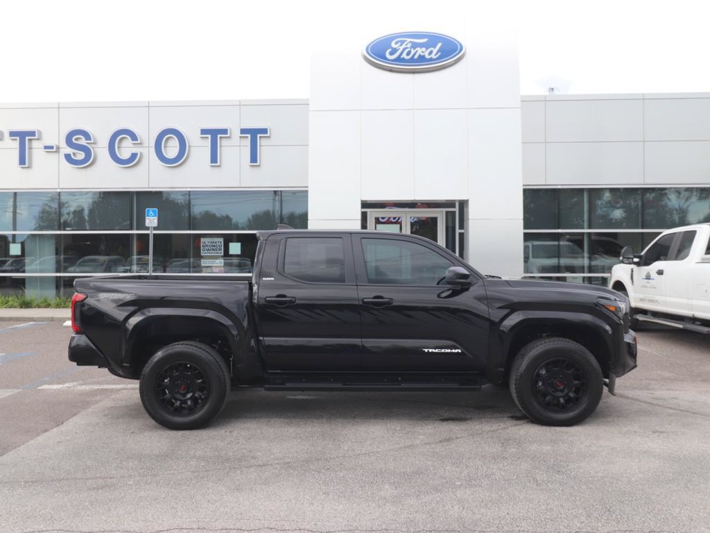 Used 2024 Toyota Tacoma SR5 w/ SR5 Upgrade Package RWD image 16