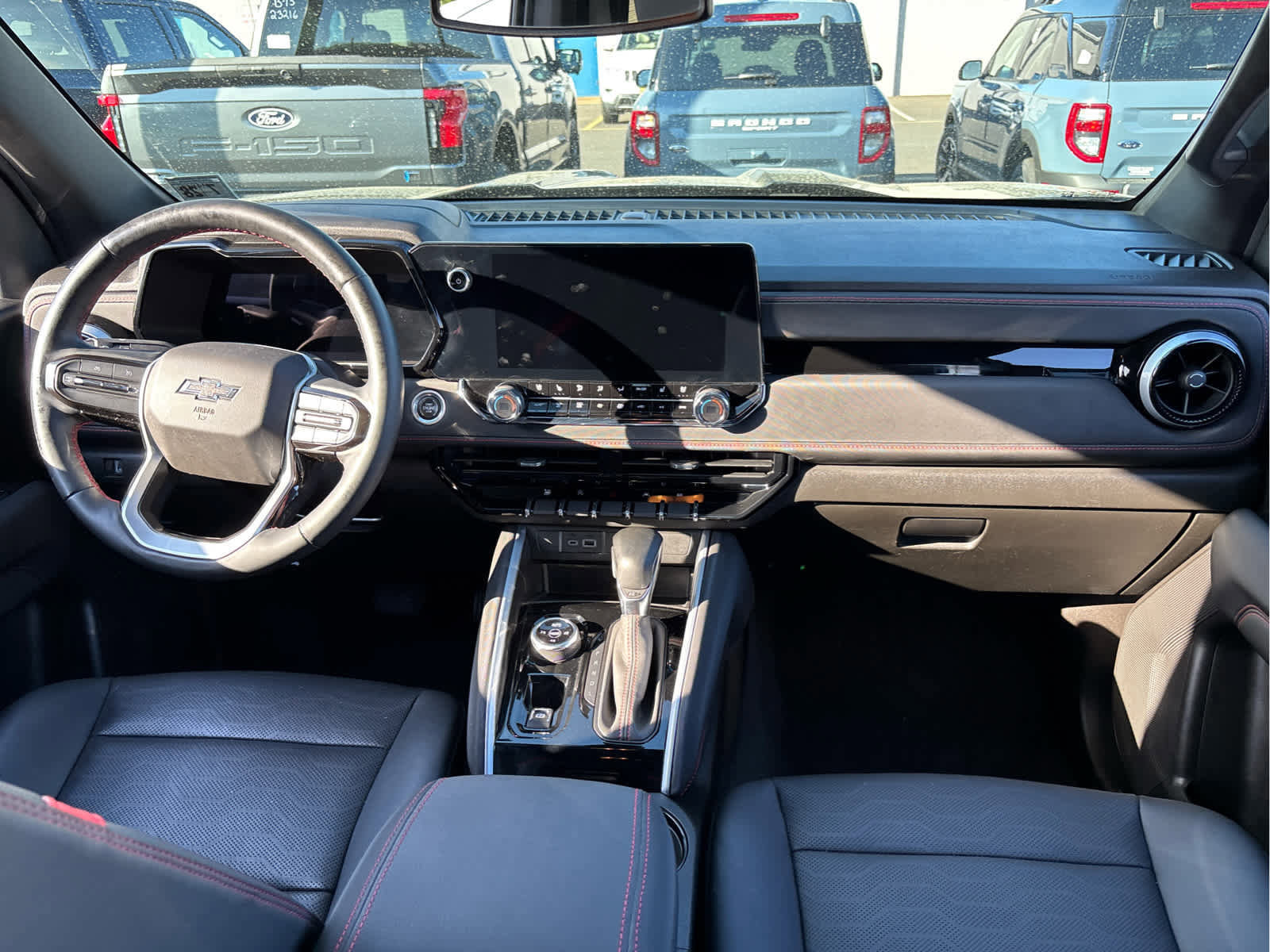 Used 2023 Chevrolet Colorado Z71 w/ Z71 Convenience Package 2 image 29