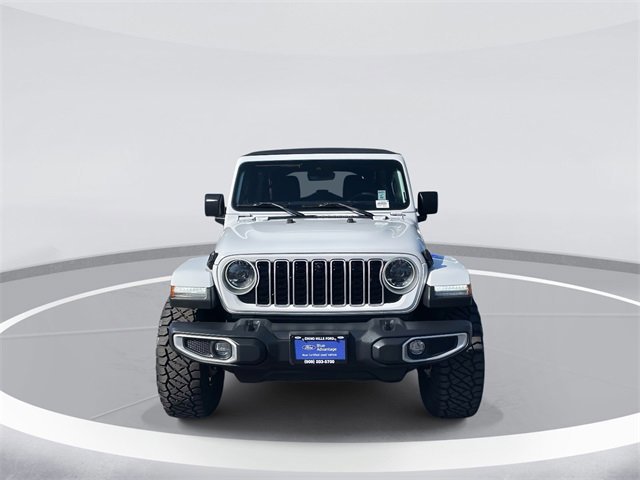 Used 2024 Jeep Wrangler Sahara w/ Technology Group image 5