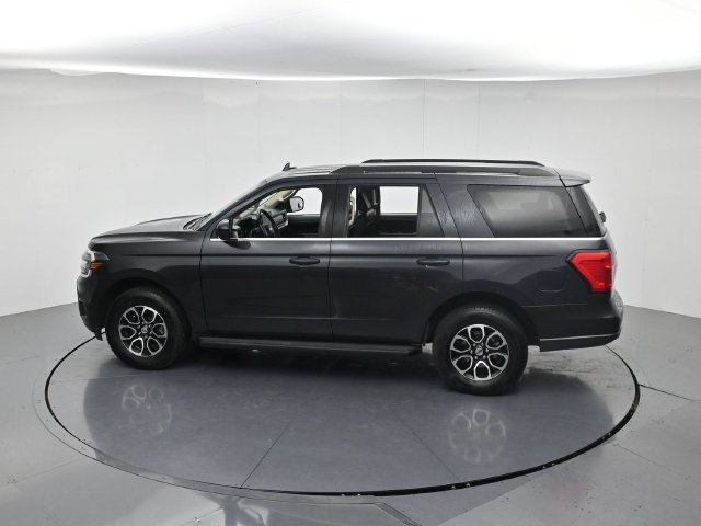 Certified 2024 Ford Expedition XLT RWD image 47