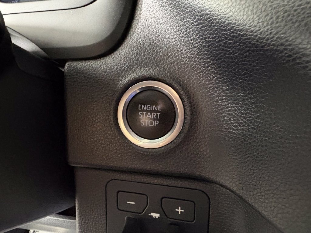 Used 2024 Toyota Tundra SR5 AWD/4WD image 20